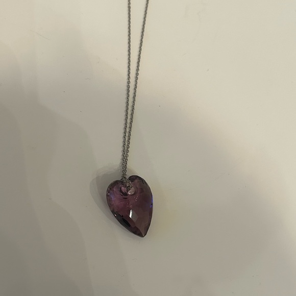 SAWROVSKI HEART PENDANT NECKLACE - Picture 7 of 9